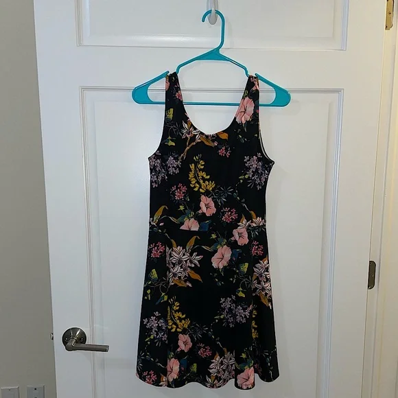 H&M Floral Skater Dress H&M Floral Skater Dress